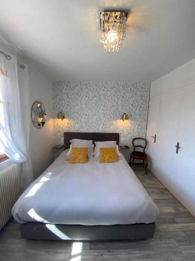 Domaine De La Provencale Bed & Breakfast Saint-Didier-de-la-Tour ภายนอก รูปภาพ